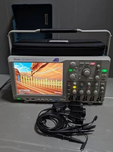 TEKTRONIX DPO5104B Mixed Signal Oscilloscope 4ch 1GHz 10GS/s - Picture 1 of 10
