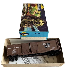 HO Scale Athearn 5037 50' Box Car, Rock Island, Rocket Freight 262953 RTR w/Kds - Bild 1 von 13