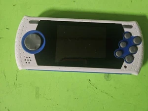 Reproductor de juegos portátil SEGA Genesis Ultimate - Imagen 1 de 2