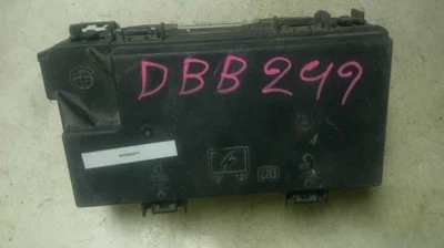 Módulo de alimentación totalmente integrado TIPM caja de fusibles 2006 06 Dodge Caravan 68105507AC Foto 1 de 4