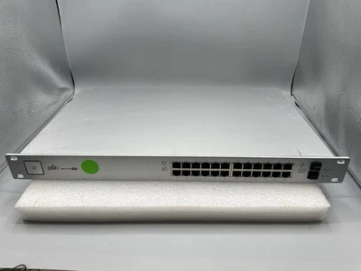 Conmutador de red Gigabit totalmente administrado Ubiquiti Networks US-24-500W 24 puertos Foto 1 de 4