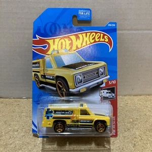 Coche de juguete Mattel Hot Wheels Rapid Responder amarillo HW Rescue 6/10 diecast 1:64 nuevo - Imagen 1 de 2