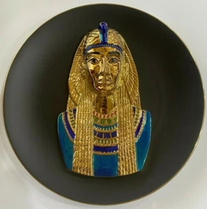 CLEOPATRA-EMPRESS AND ENCHANTRESS 22 KARAT GOLD PORCELAIN COLLECTIBLE PLATE  COA - Picture 1 of 3