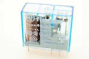 40.52.9.006.0000 RELÉ DPDT 6VDC 8A DC 2x cambiador BUSCADOR # 715647 - Imagen 1 de 1