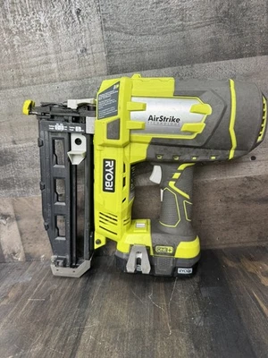 Clavadora inalámbrica RYOBI ONE+ 18V 18 calibre AirStrike Brad P321 con batería (CP3014042) Foto 1 de 4