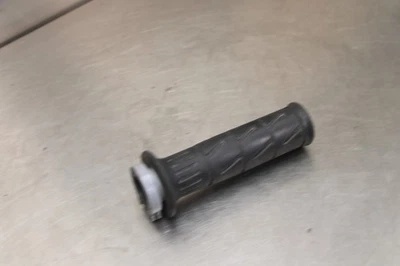06-07 KAWASAKI NINJA ZX10R RIGHT THROTTLE GRIP 46019-0001 - Image 1 of 4