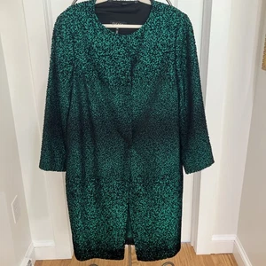 Escada Coat Sz 46 Silk Wool Blend Emerald Green Black textured Snap Close - Picture 1 of 23