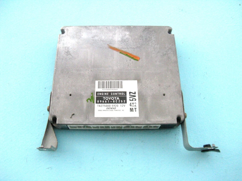 03 2003 TOYOTA TUNDRA 3.4 MT M/T 4X2 2WD ENGINE CONTROL MODULE ECU 89661-0C252 - Image 1 of 4
