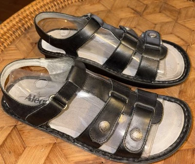 Sandalias de cuero negras para mujer talla 41 Eur / 10,5 US Argelia  Foto 1 de 4