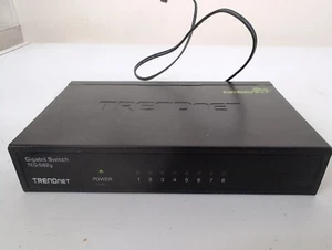TRENDnet TEG-S82g 8-Port Gigabit GREENnet Switch - Picture 1 of 2
