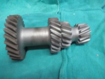 57-62 FORD F100 CLUSTER GEAR * C2AZ-7113A * 27-23-17-14 * NUEVO * Foto 1 de 4