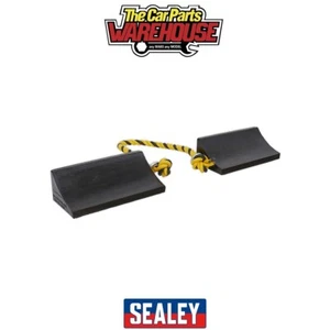 Sealey WC16 Rubber Wheel Chocks Heavy-Duty - Pair - Picture 1 of 5
