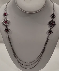 White House Schwarzmarkt Gürtel silberfarben dreifacher Strang Kette rote Strass 37" - Bild 1 von 24