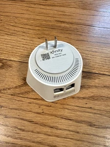 Xfinity X-Fi Pod 2nd Gen WiFi Extender - Model XE2-SG - Bild 1 von 4