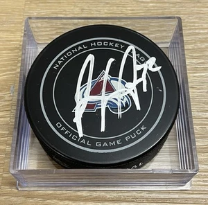 GABRIEL LANDESKOG signed Colorado Avalanche Official Game Puck NHL Avs autograph - Picture 1 of 2