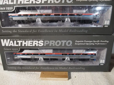 WALTHERS  METROLINER  PAIR  AMTRAK PARLOR CAR & SNACK-BAR COACH DCC READY (NEW) - Image 1 of 2