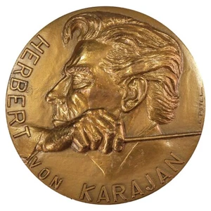 France médaille Herbert Von Karajan Chef d'orchestre n.d Graveur B. Potel bronze - Imagen 1 de 3