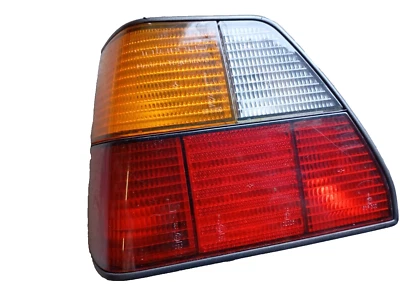 VW Golf II 2 Fanale Posteriore Sinistro 191945111C - Immagine 1 di 4