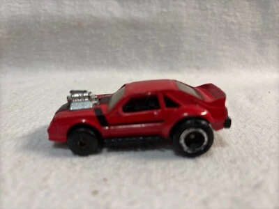 MATCHBOX MUSTANG 1983 RED USED - Image 1 of 4