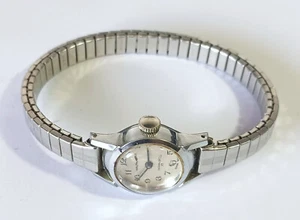 Vintage Silver-tone Waltham Incabloc 17 Swiss Ladies Watch - Needs Repair - Imagen 1 de 7