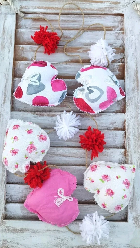 Heart Garland - Image 1 of 4