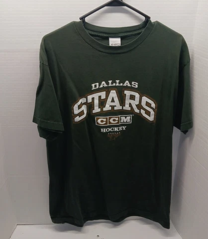 Vintage 90s CCM Dallas Stars Green Spell Out NHL T-Shirt ~ Adult Large **EUC** Cover
