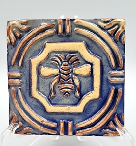 Moravian Pottery & Tile Works 4x4 Bee (Summer) Tile w/Blue Underglaze 2016 - Picture 1 of 13