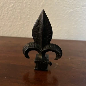 Fleur de Lis Endstück, Gusseisen, Speer, Endstück, Zierzaunaufsatz, Zaun - Bild 1 von 6