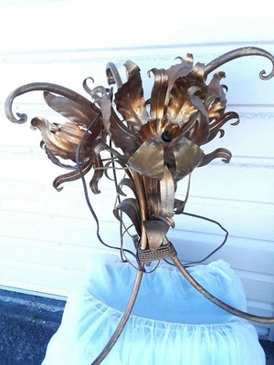 Vintage French Hollywood Regency Tole Gilt Lotus Lighted Side Table 23" Metal - Image 1 of 4