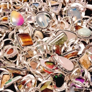 Lote de 20 anillos de ágata y mezcla de piedras preciosas enchapados en plata 925 al por mayor - Imagen 1 de 3