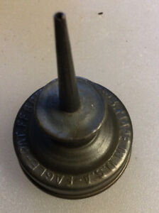 small eagle oil can (Sewing Size) ￼damaged