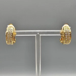 Pendientes Clip On Estrás Tono Dorado Medio Aro Palanca Trasera Maximalista 3/4" - Imagen 1 de 11