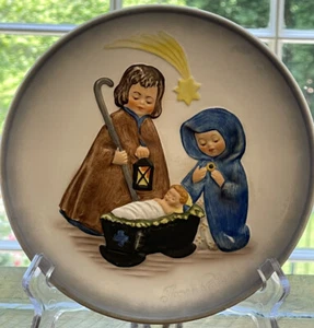 Janet Robson Goebel 1977 Christmas Nativity Plate Second Edition Collectible EUC - Picture 1 of 6