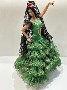 BAMBOLA BALLERINA FLAMENCO MARINA SPAGNOLA VINTAGE COSTRUITA IN SUPPORTO ABITO VERDE ORO 11” - Foto 1 di 9