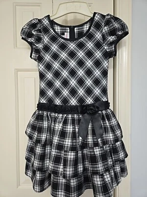 Vestido De Colección ASHLEY ANN Niñas Talla 7 B/N/S Falda Escocesa Volantes Satinado Forrado Navidad  Foto 1 de 4