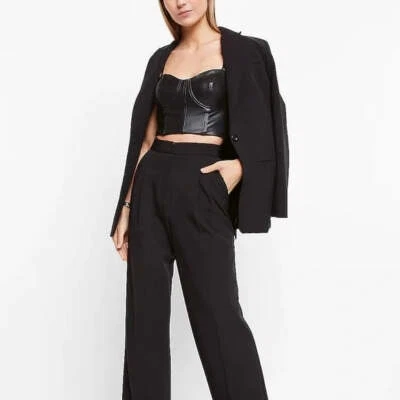 Express Body Contour 女式人造皮革短上衣,中号 — 第 1/3 张图片