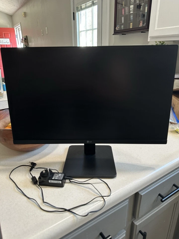 LG 24MR400-B 24" IPS FHD 1080p 100Hz AMD FreeSync LED Monitor - Image 1 of 4