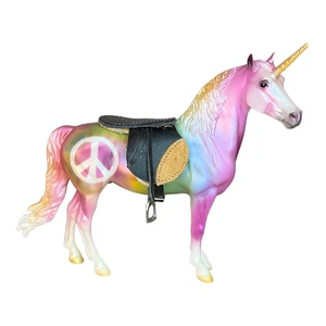 Handgefertigter schwarzer mit brauner Knierolle Leder englischer Sattel Tack Breyer Modellpferd - Bild 1 von 5