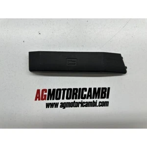 PLÁSTICO HERRAMIENTA PUERTA TAPA PIAGGIO BEVERY 350 2011-2018 - Imagen 1 de 1