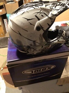 gmax helmet wps cool barbed wire design off road new - Picture 1 of 3