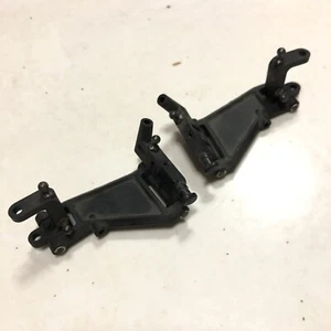 Brazos delanteros de coche Yokomo Y10 F1 grupo C LeMans de colección 1/10 radiocontrol - ENVÍO GRATUITO - Imagen 1 de 5