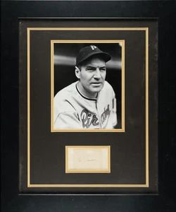 Pie Traynor Signed Index Card in Framed Display - PSA/DNA - Picture 1 of 2