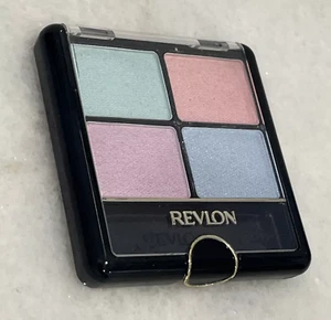 Revlon Wet/Dry Eyeshadow - In The Pink - 0.22 oz - Picture 1 of 2