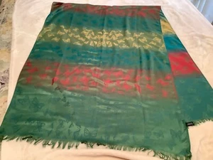 Mujer Bufanda Envolvente Mantón Viscosa Verde Rojo Azul Amarillo Mariposas Flecos 27"x72" - Imagen 1 de 9