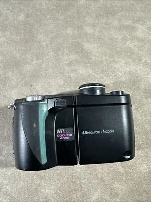Nikon Coolpix 4500 Black 4MP 1.5" LCD 4x Optical Zoom Digital Camera - For Parts - Image 1 of 4