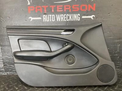 01-05 BMW 330I PANEL EMBELLECEDOR PUERTA INTERIOR DELANTERO IZQUIERDO NEGRO ID 708672035 Foto 1 de 4