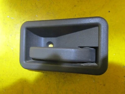 MANILLA TIRADOR INTERIOR DELANTERA DERECHA RENAULT CLIO I FASE III AÑO 1995 REFE - Imagen 1 de 4