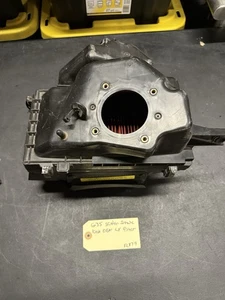 Infiniti G35 Sedan Airbox OEM  - Foto 1 di 6
