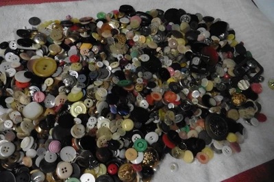 Vintage antique buttons belt buckles apx 3 lbs crafts assorted arts - Image 1 of 4