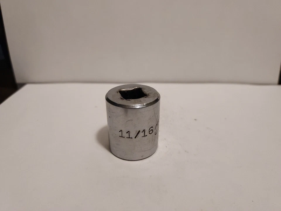 MAC TOOLS 3/8" DRIVE 11/16" SHALLOW 6 POINT SOCKET - MADE IN USA - X226 - Image 1 of 4